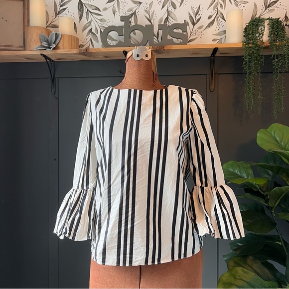 Alice + Olivia Bernice Variegated Stripe Top size small - Picture 3 of 9